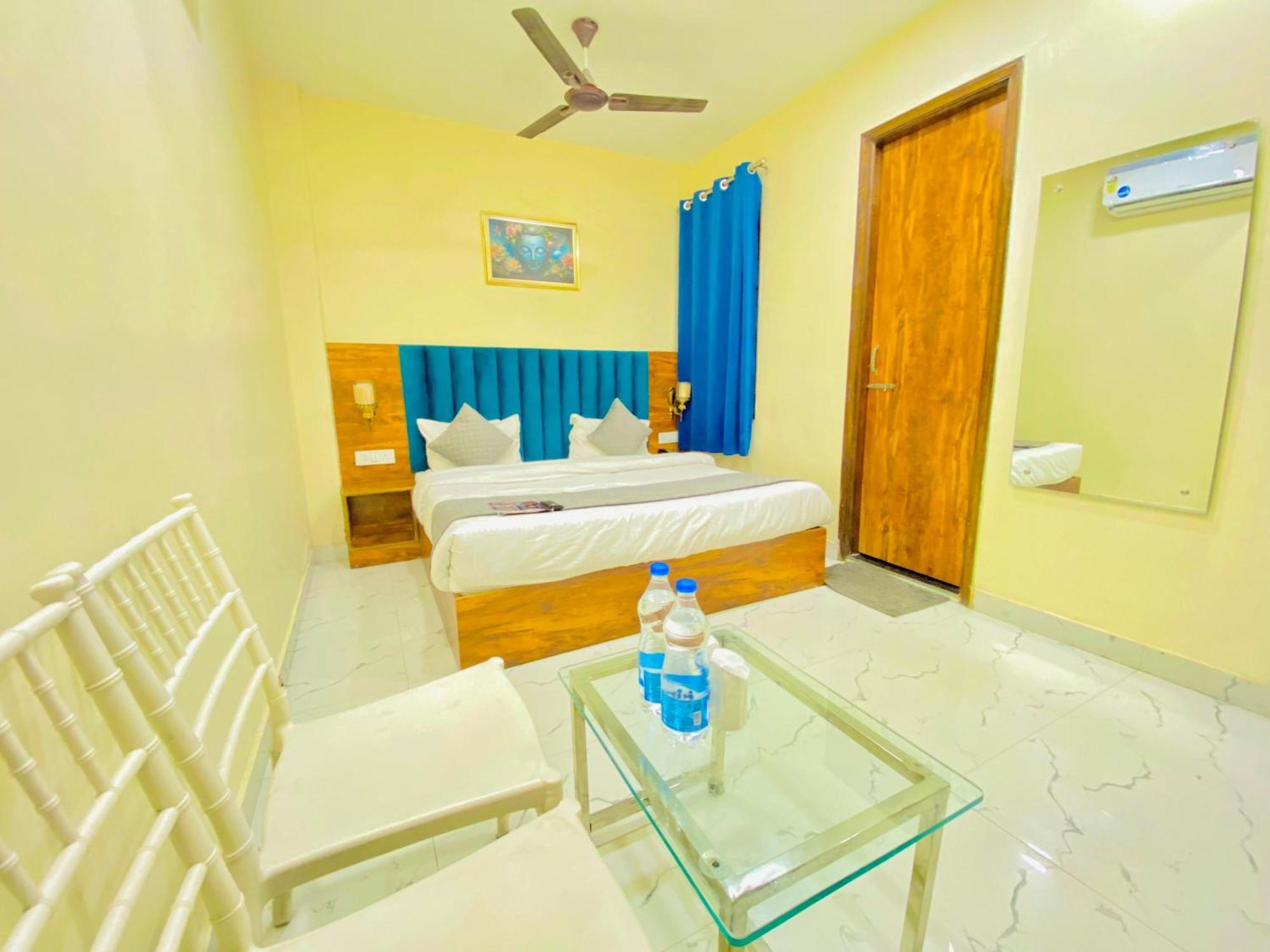 Hotel Holiday First 300 Meter From Golden Temple Amritsar Exterior foto